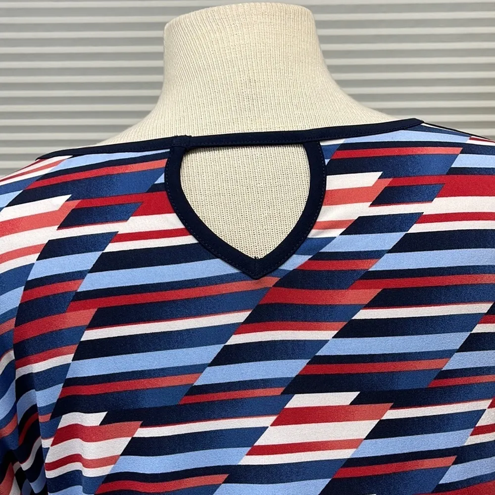 Christopher & Banks NWT Red White Blue Abstract Print Pullover Top Medium - Image 5