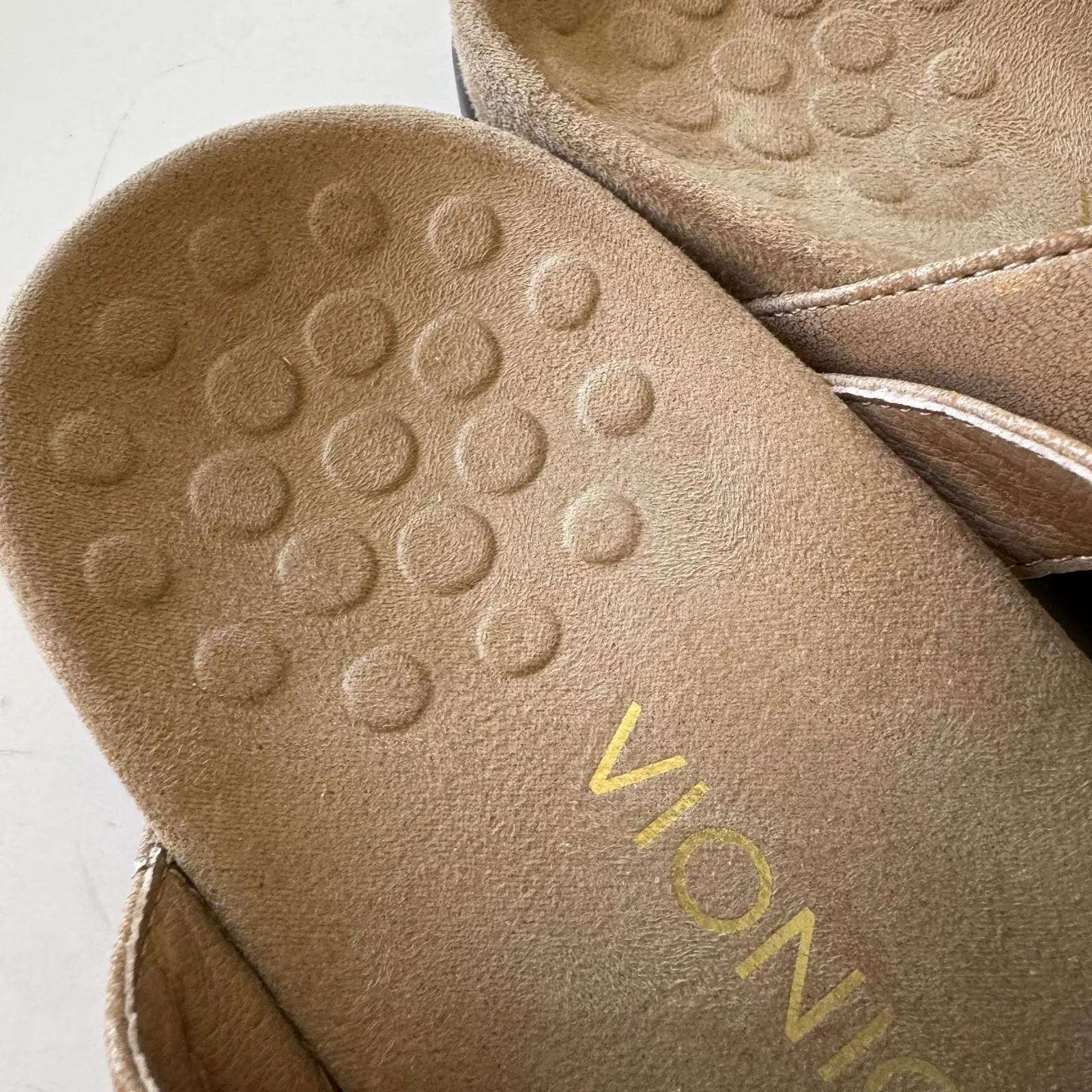 Vionic  Misa Rose Gold Women's Size 8  Hook & Loop Slip On Three Strap Sandals - Image 12