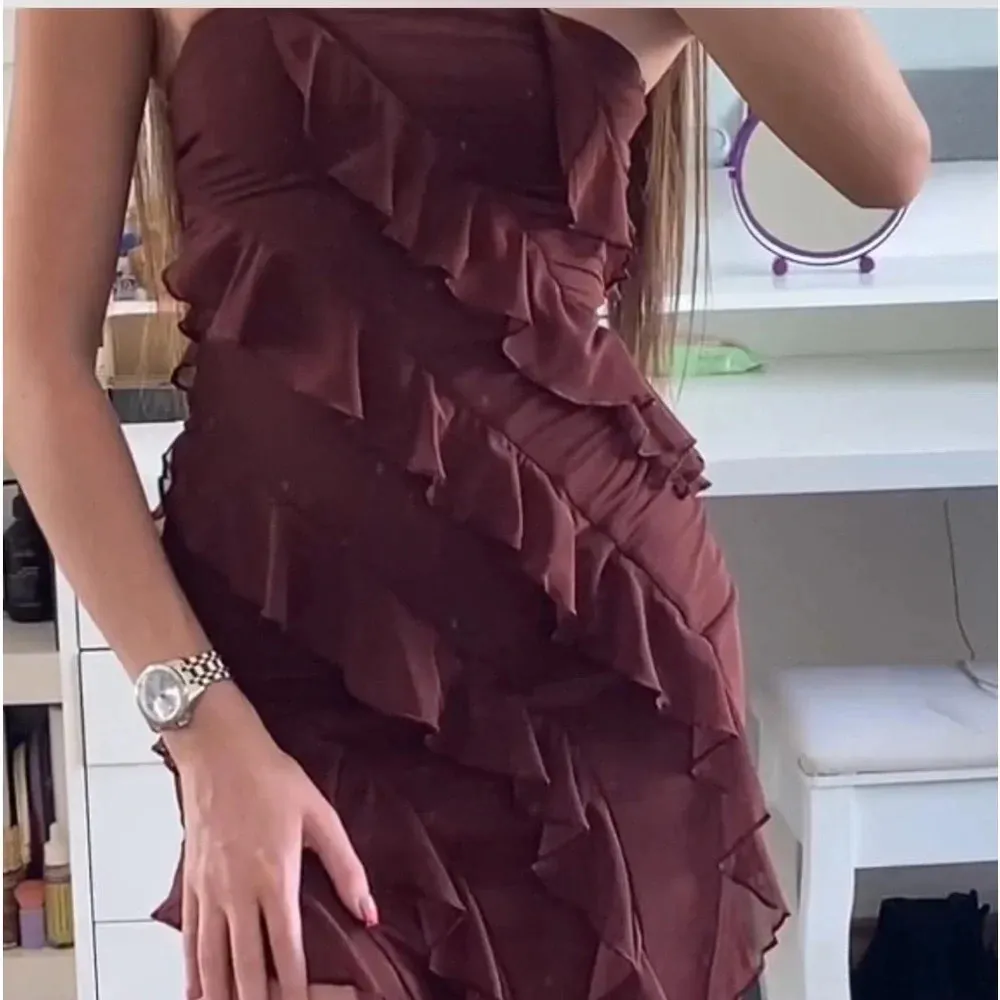 Viral Nevali Ruffle Maxi bodycon Dress in Brown - Image 2