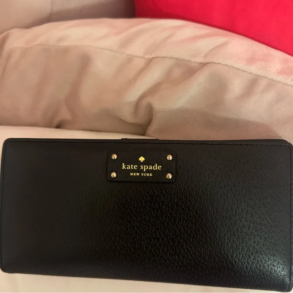 Kate Spade Stacy Black Leather Bifold Snap Wallet, Medium, 7.5x4 Inch. - Image 2