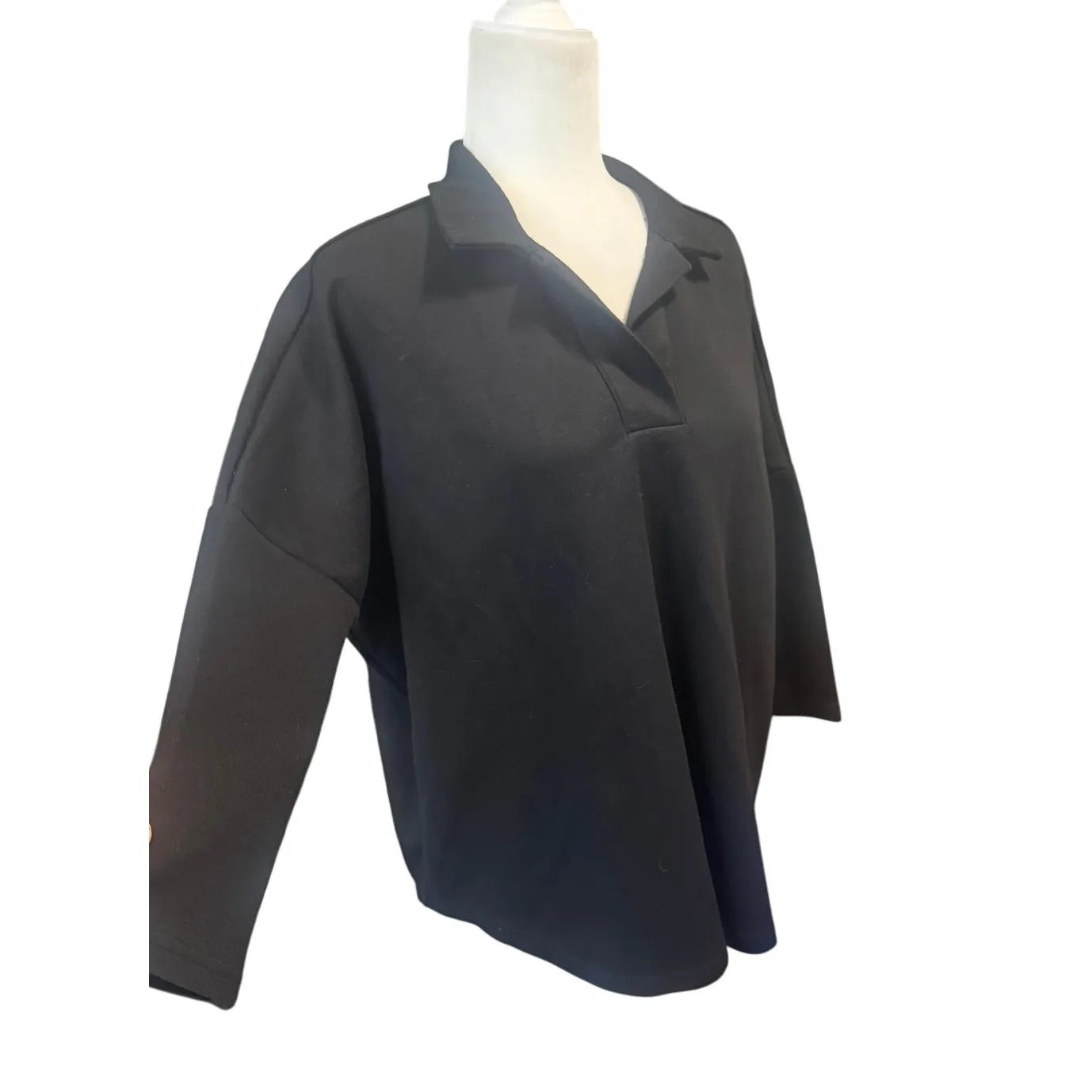 Pomander Place Oversized Collared Pullover Top – Black – XS/S - Image 5
