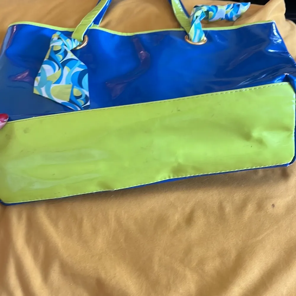 Taylor By  Blue and Green Vinyl Tote With Ribbon Vintage and Rare - Image 2