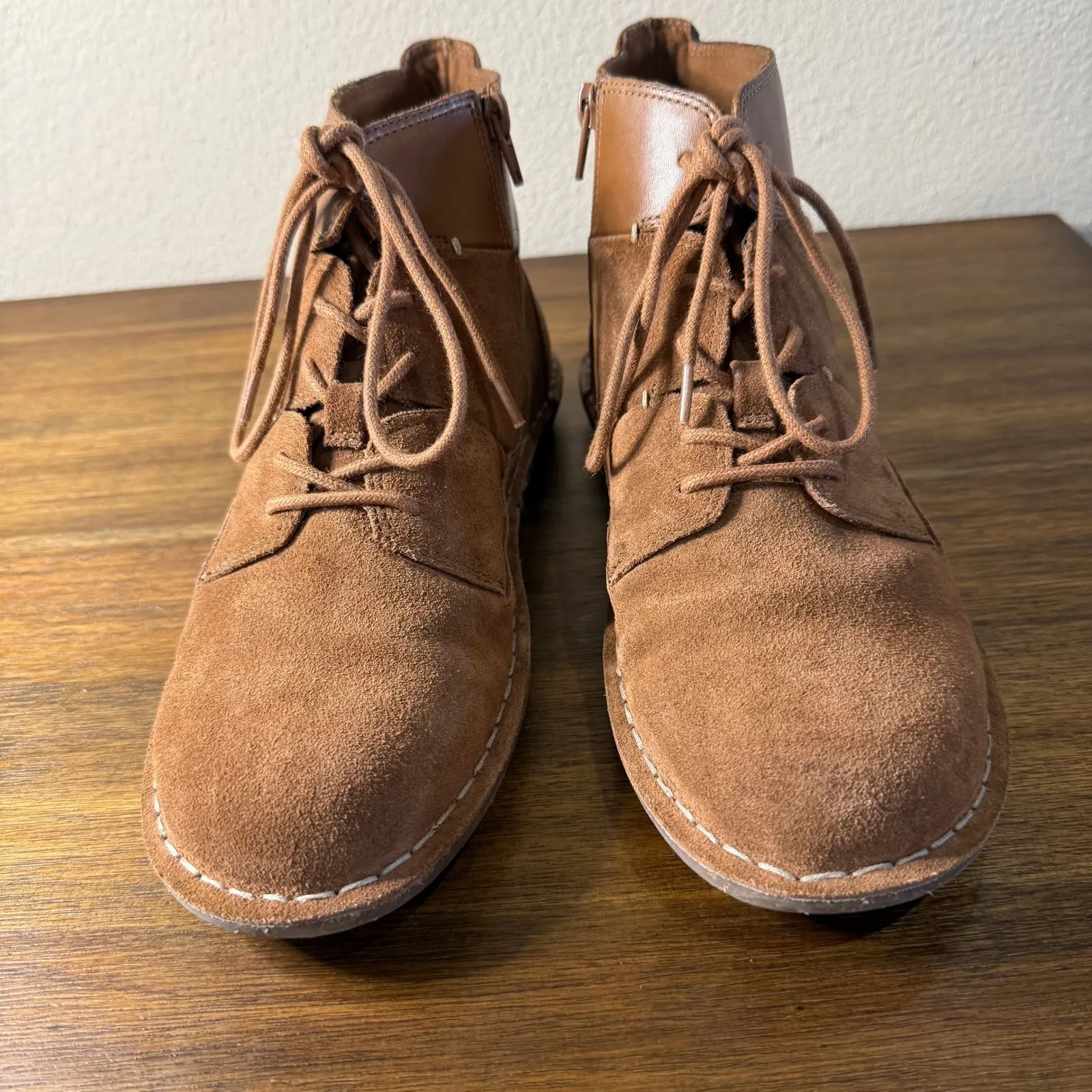 Clarks Women Brown Suede Leather Lace Up Zip Ankle Boots Size 9.5 - Image 2