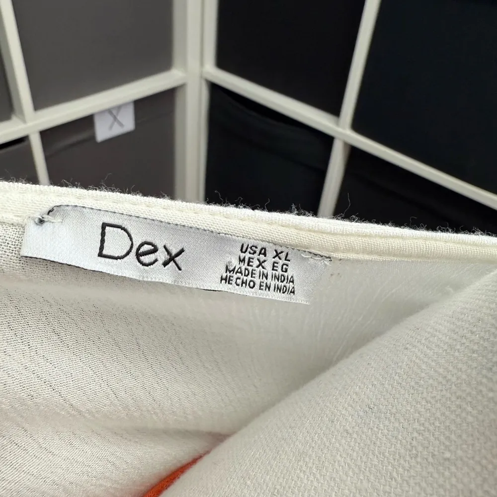 Dex White Floral Botanical Boho Embroidered Lace Trim Wrap Top Size XL - Image 5