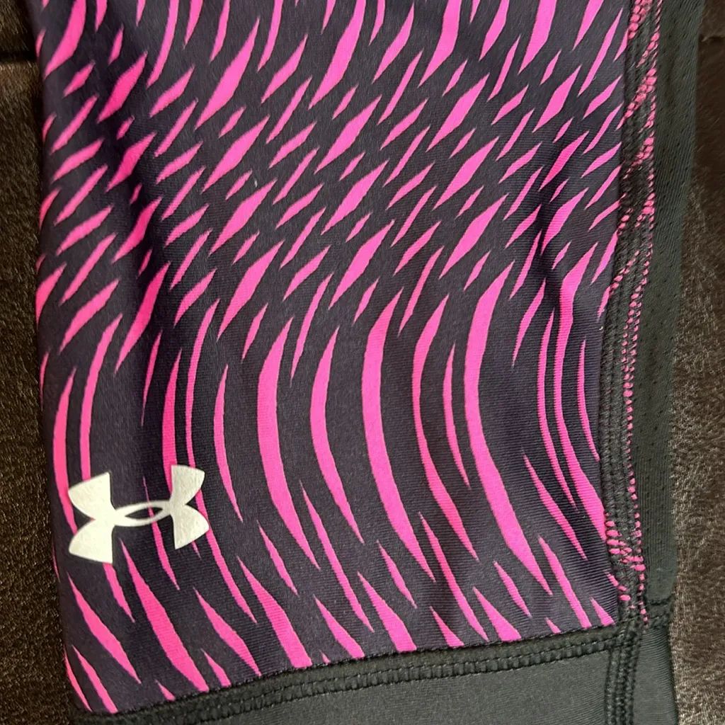 Under Armour sz XS pink & black pants - Image 5