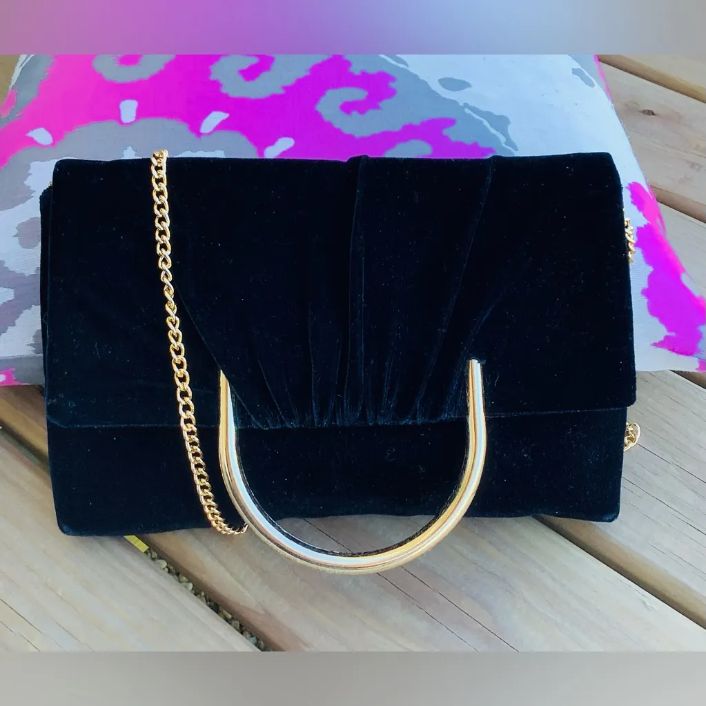 Beautiful GO OUT bag 🌹🌹 - Image 9