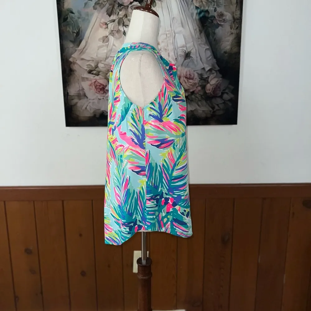 Darling Lilly Pulitzer Tropical Stacey Top! - Image 3