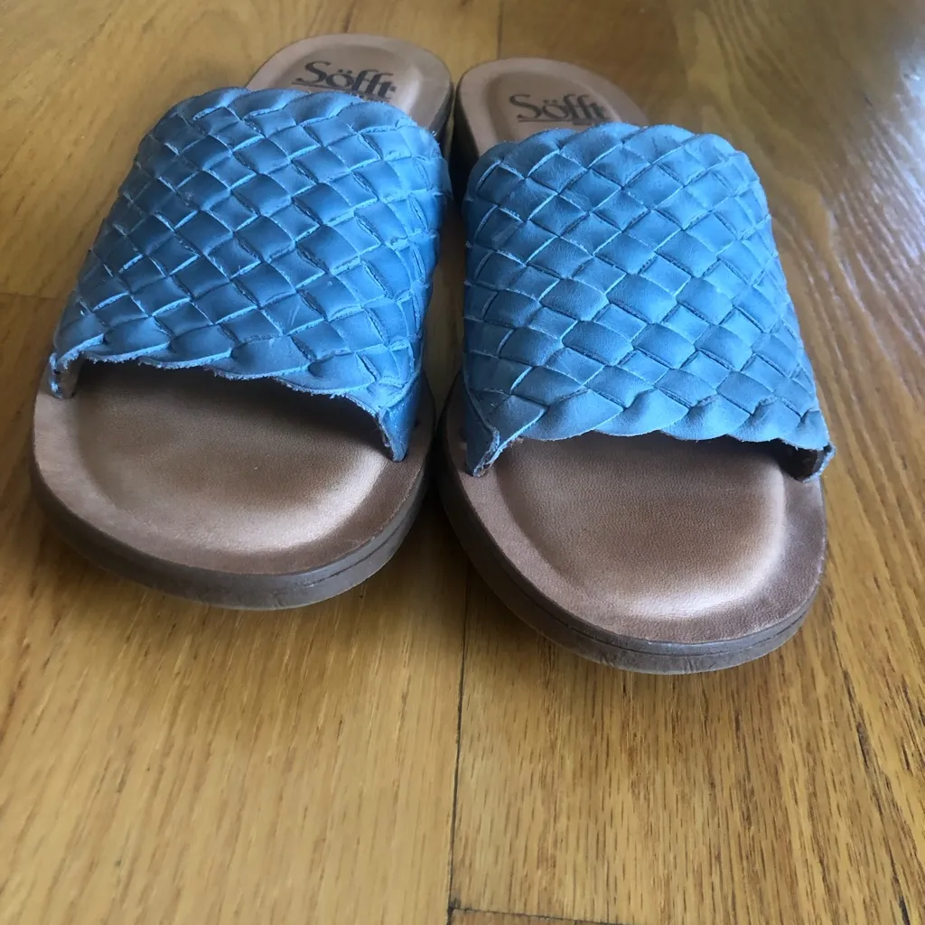 Women’s Sofft brand Ardee slide sandal Blue Size 7.5 - Image 3