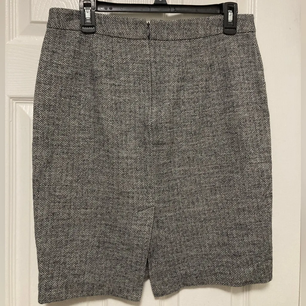 Loft Women’s Classic Gray Herringbone Wool Blend Pencil Skirt - Image 8