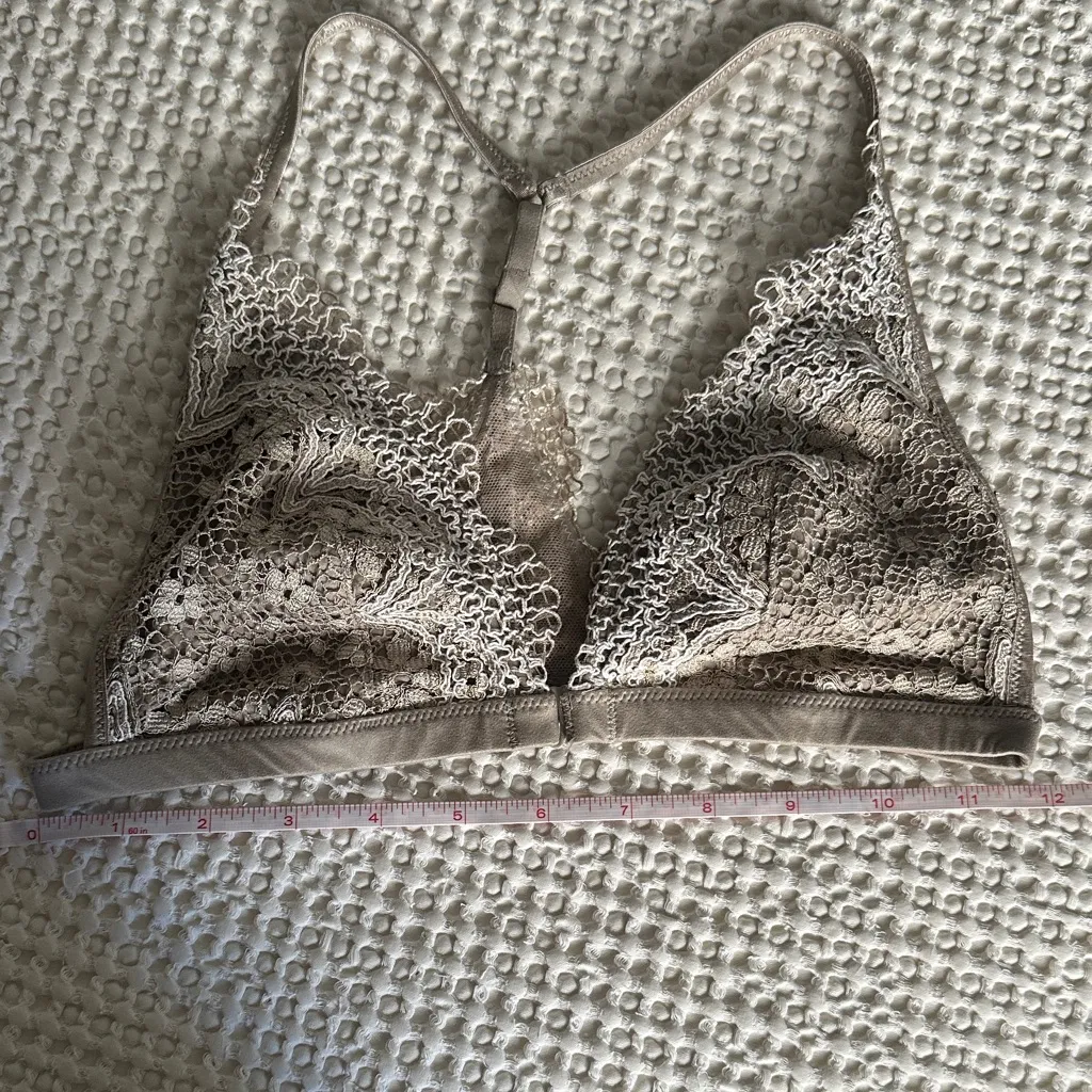 Elegant Lace Bralette in Brown - Image 6
