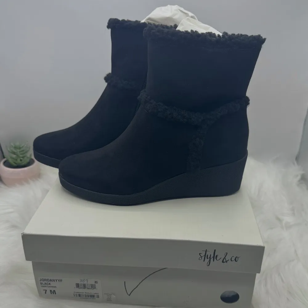 STYLE & COMPANY Womens Black Jordanyy Round Toe Wedge Zip-Up Booties sz 7 - Image 6