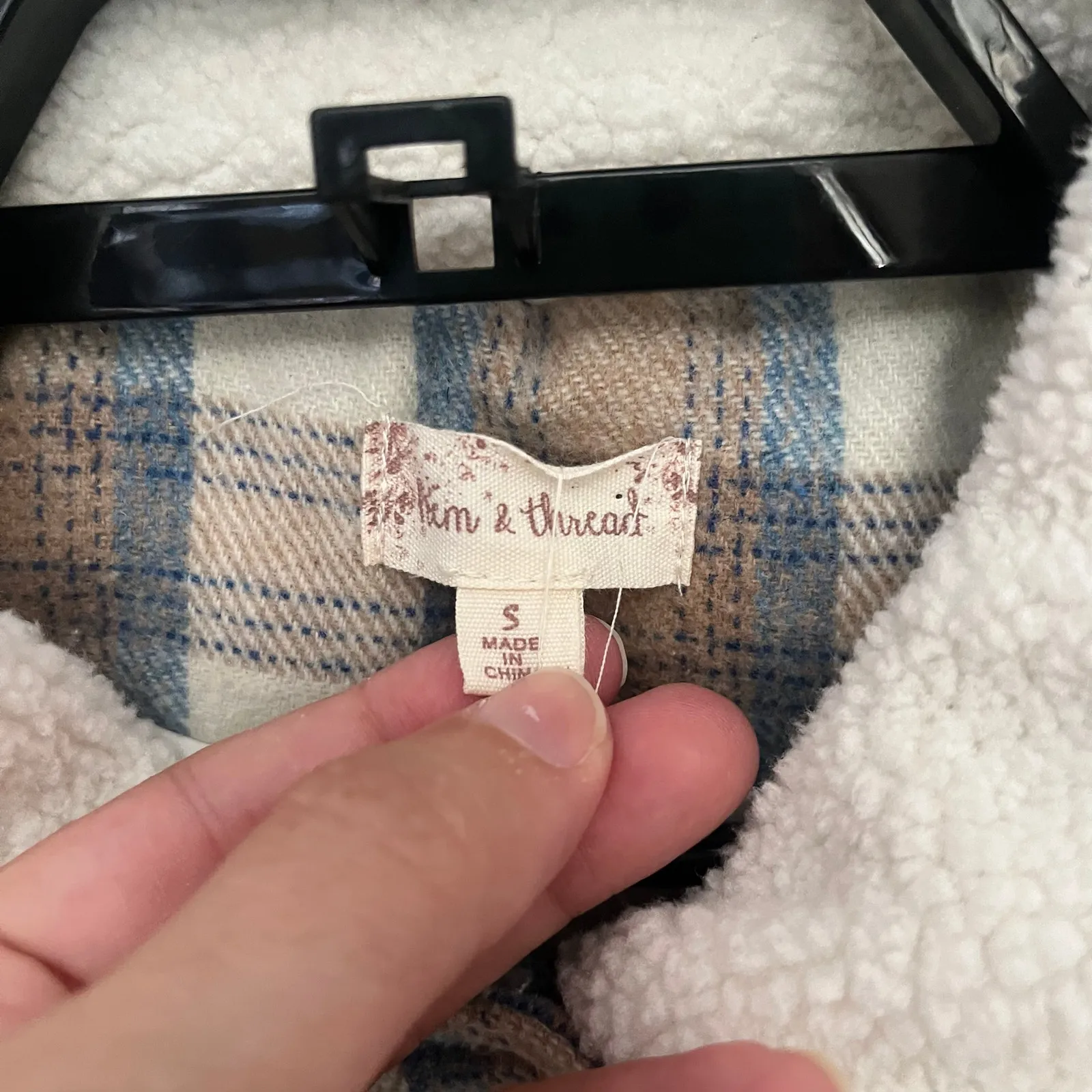 Hem Thread Sherpa Flannel Crop Womens Shacket Sz S Preppy Y2K Cottage Snap Cozy - Image 10