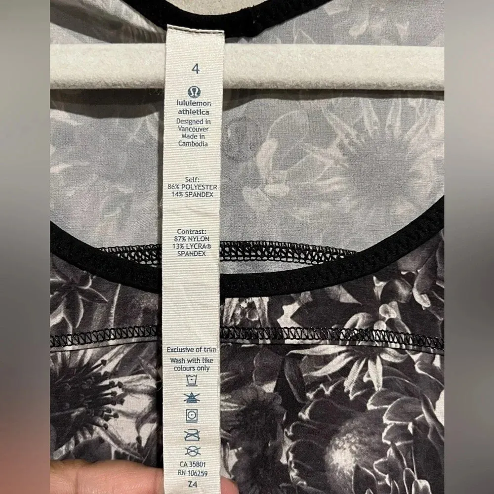 Lululemon Floral Succulents Run Split Singlet Tank Size 4 - Image 3