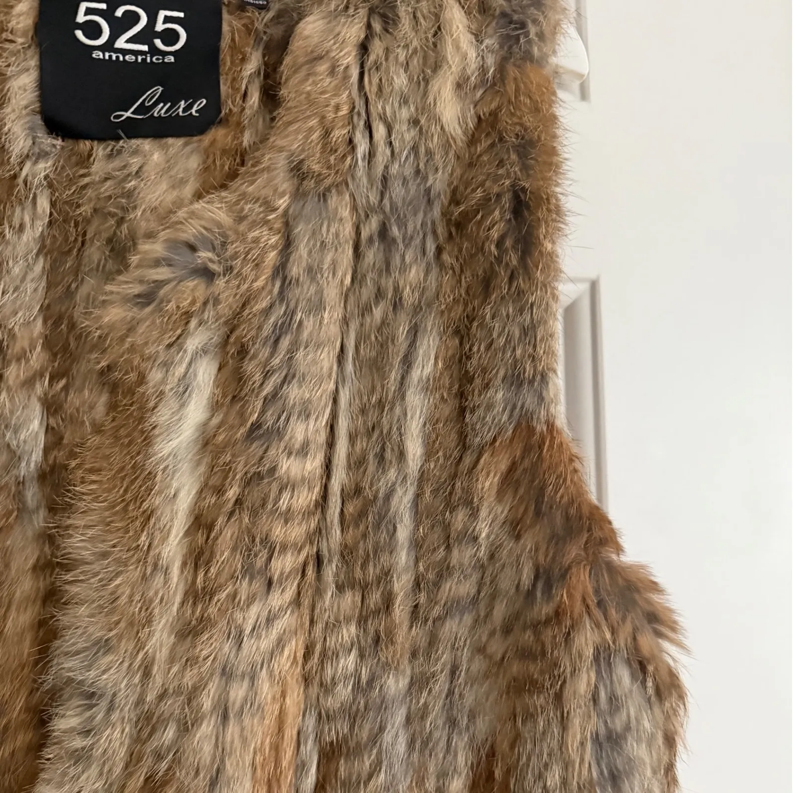 525 America Luxe Genuine Rabbit Fur Vest Brown Size Small – Excellent Condition - Image 4