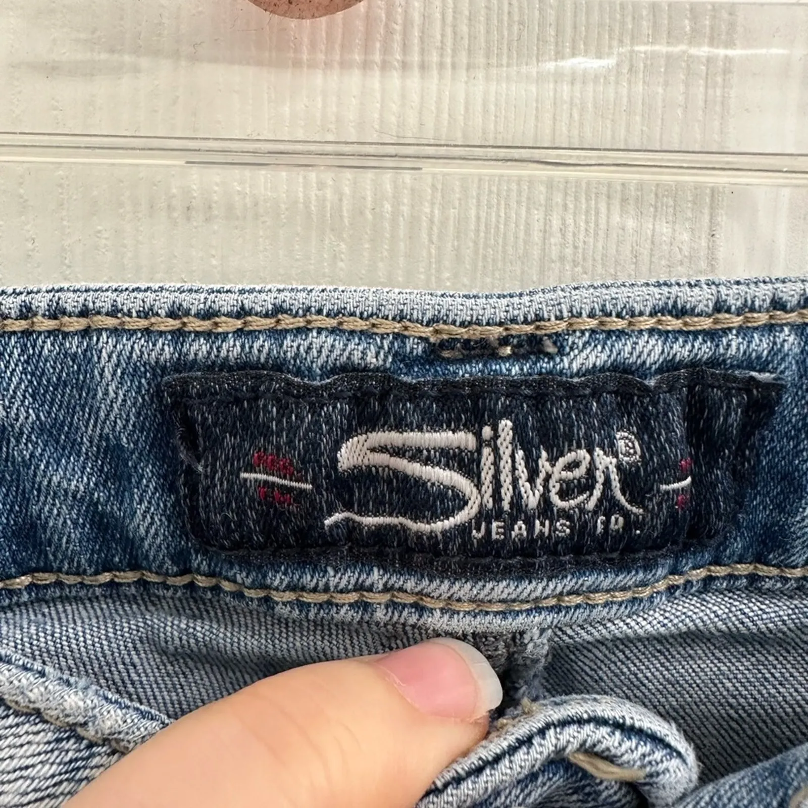 Silver Jeans Co Izzy Ankle Skinny Floral Embroidery Petite W 27 L27 Distressed Blue - Image 8