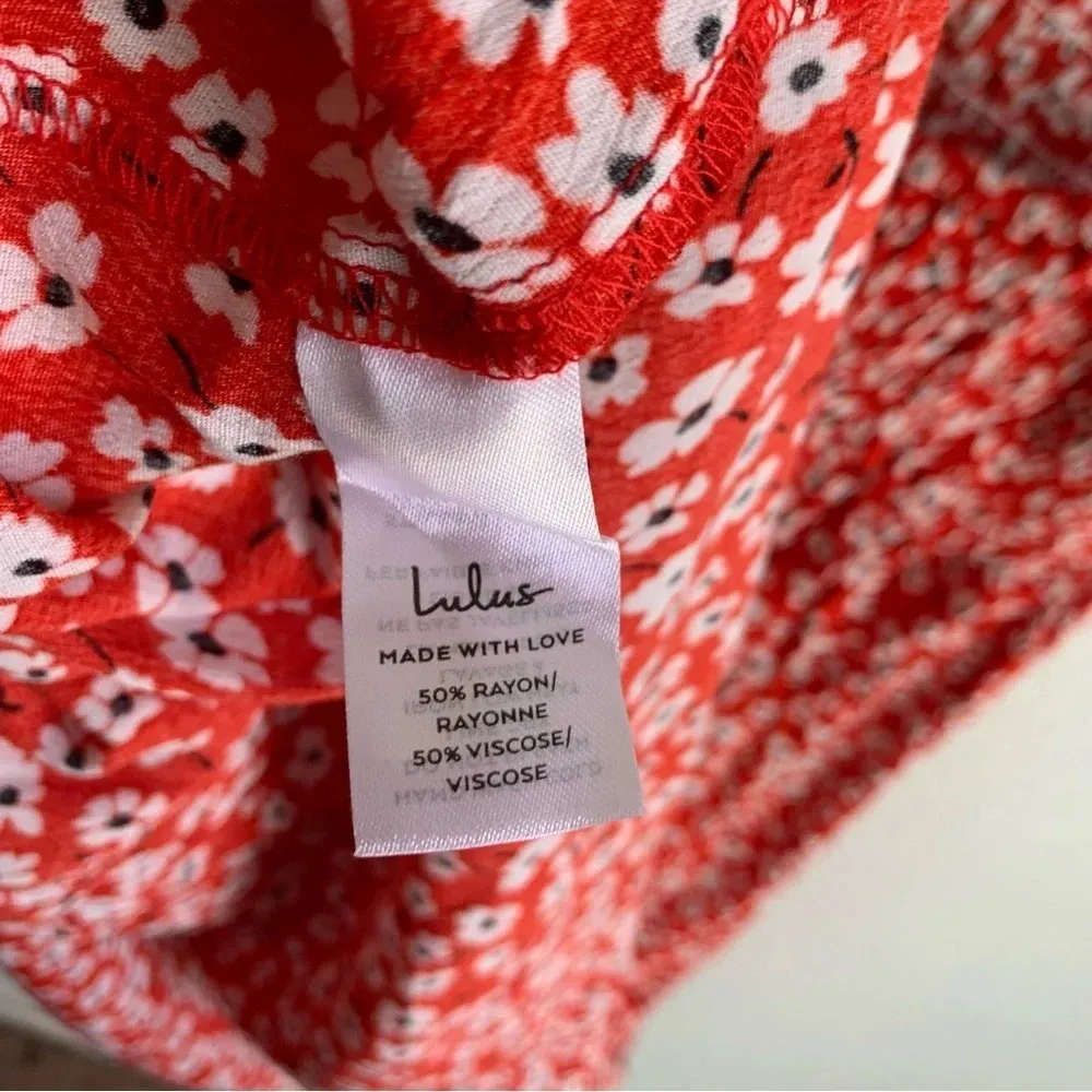 Lulu’s Sweet Talk Me Red Floral Print Smocked Mini Dress Sz Small - Image 6