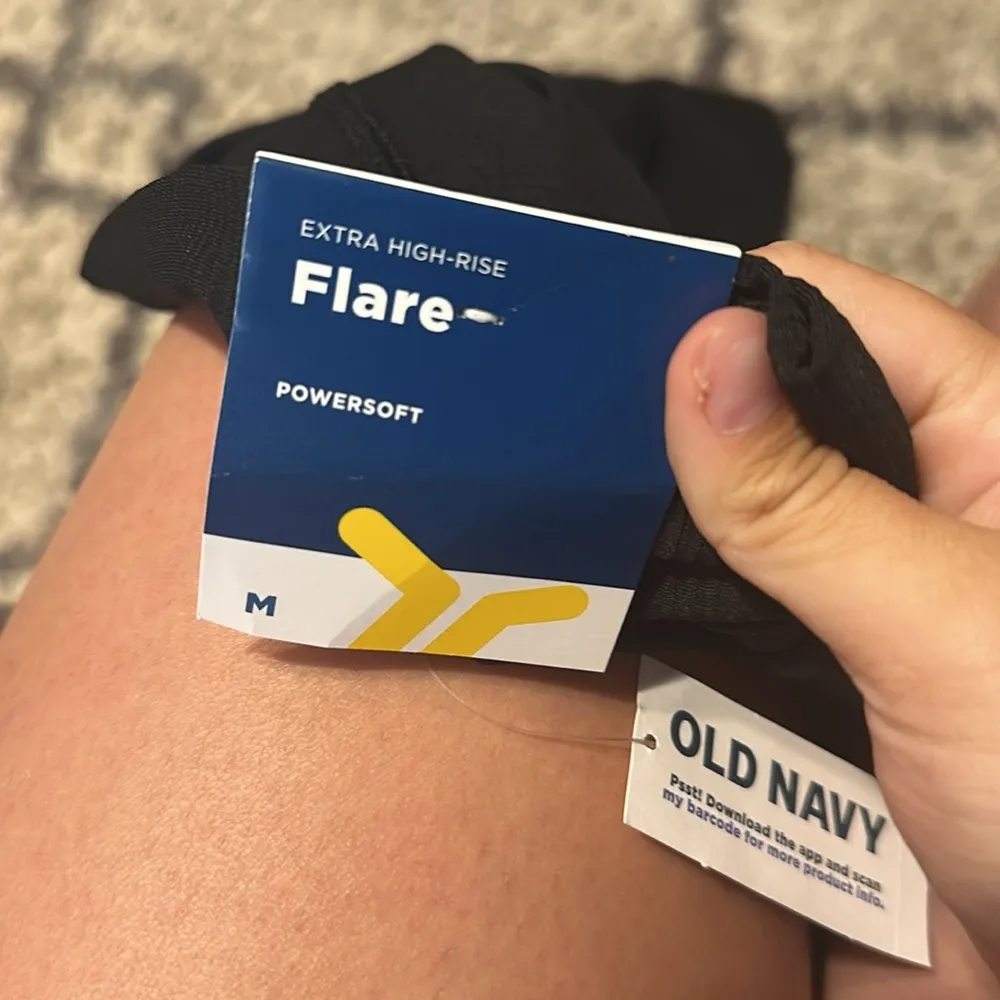 Old Navy Black Extra High-Rise Flare Powersoft Pants - Image 3