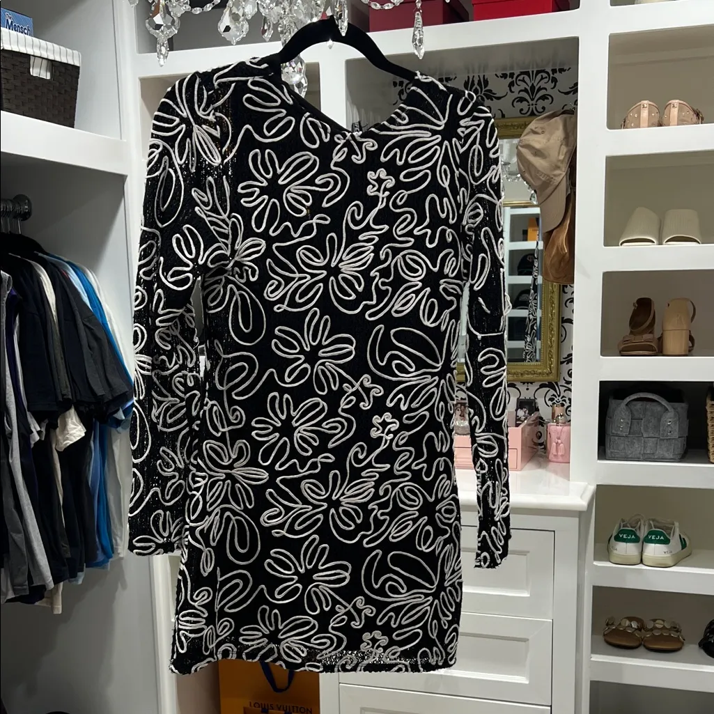 mon renn mini black dress size medium - Image 2