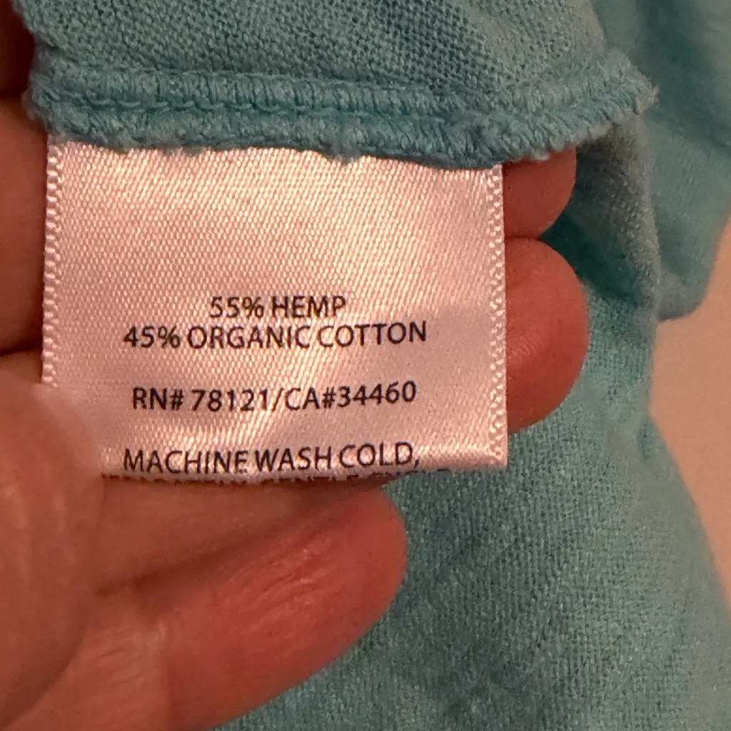 Eileen Fisher bright blue/teal v neck t shirt made from hemp and cotton. Size L. - Image 7