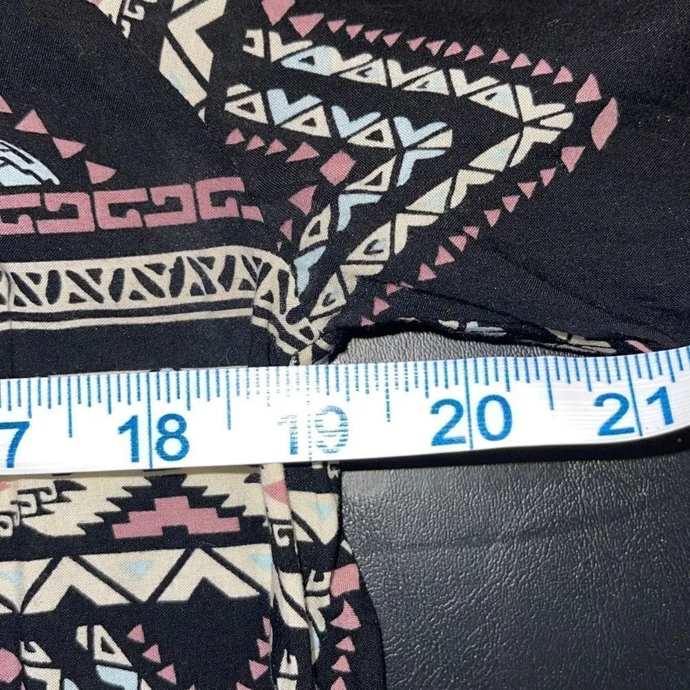 Jessica Simpson Women's Cold Shoulder‎ Top Blouse Multicolor Aztec Print Large - Image 8