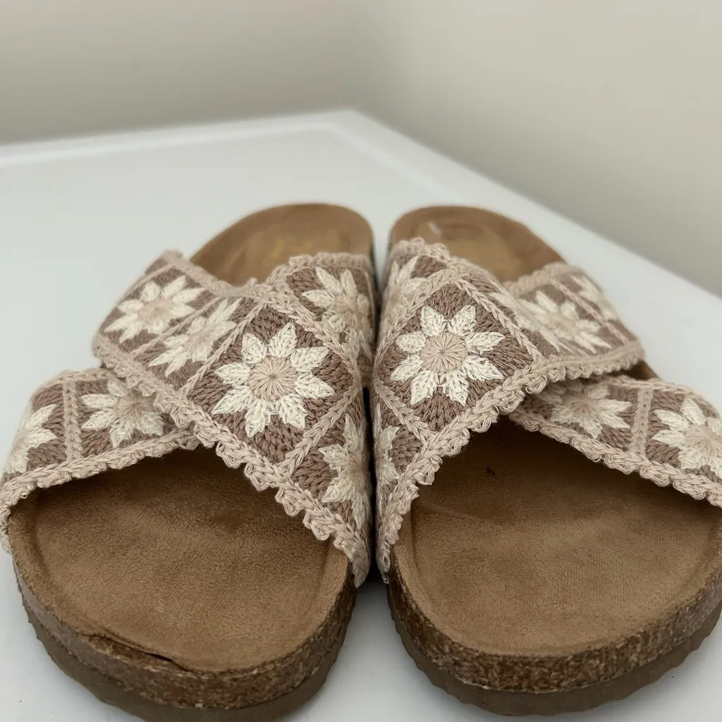 Haute Hippie Makayla Crochet Sandals Cream Tan Size 6.5 - Image 9