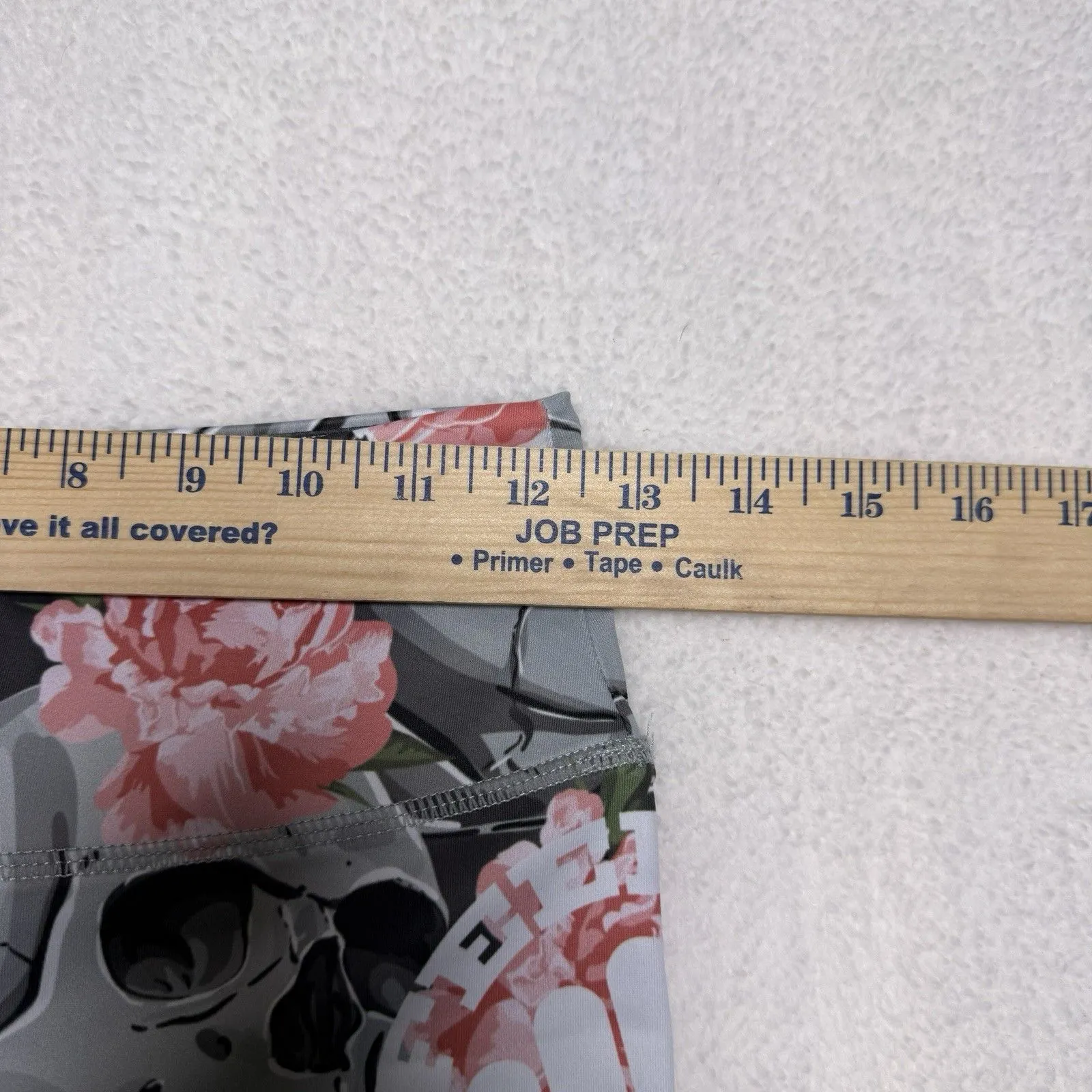 Feed Me Fight Me Women's XS Skull Floral Print Athletic Shorts Grunge Workout Pink - Image 3