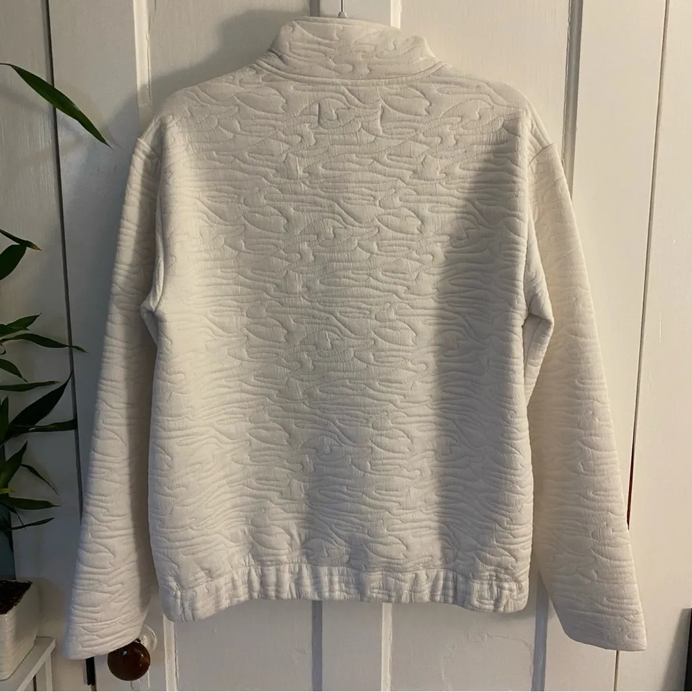 The American Outdoorsman for Women Textured Quarter Zip Pullover Top White Size M - Image 4