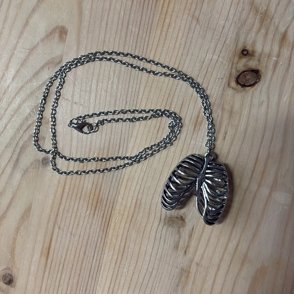 Silver Skeleton Ribcage Necklace - Image 4