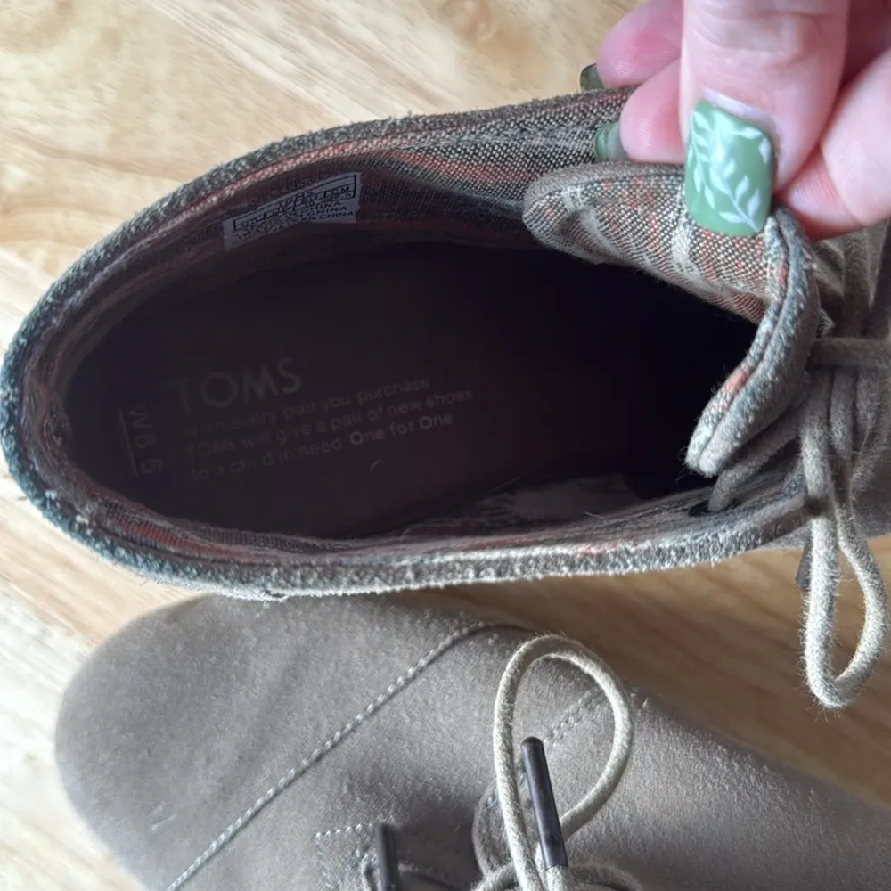 Toms Women's Desert Wedge Heel Ankle Bootie Boot in Tan Beige size 8.5 - Image 10