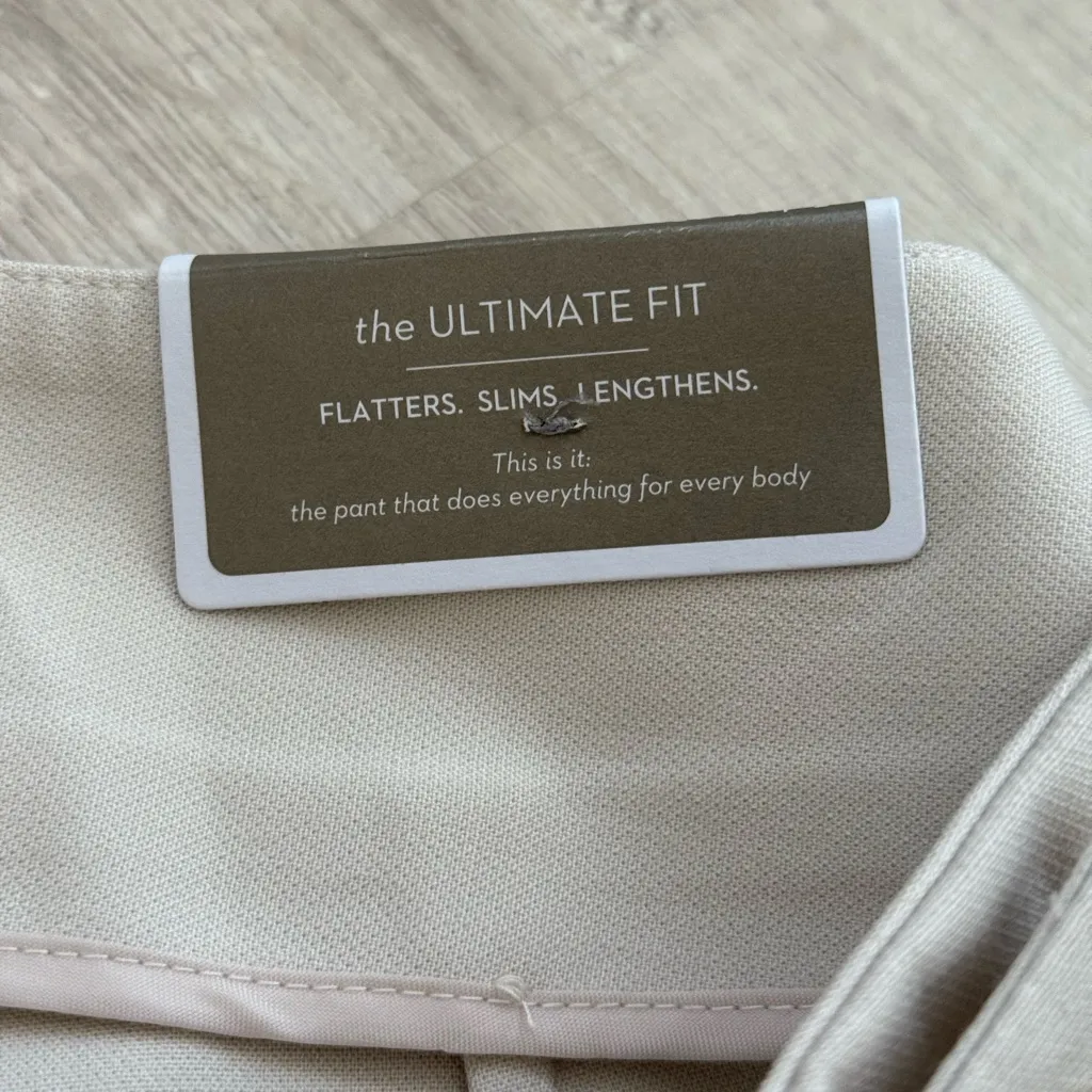 NWT Chico’s Ultimate Fit Soft Pleated Side Hardware Crop Pants | Opal | 3 (XL) - Image 7