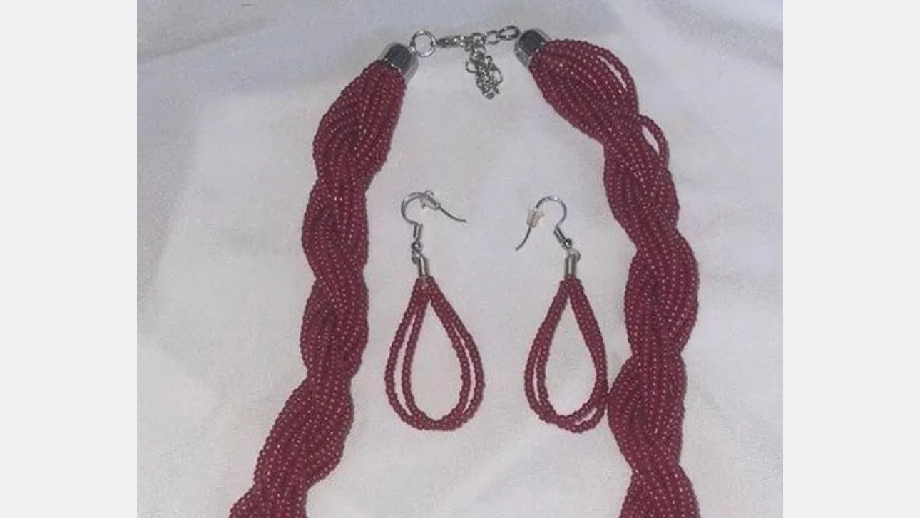 Beautiful Beaded Necklace & Pierced Earrings Set - Image 3