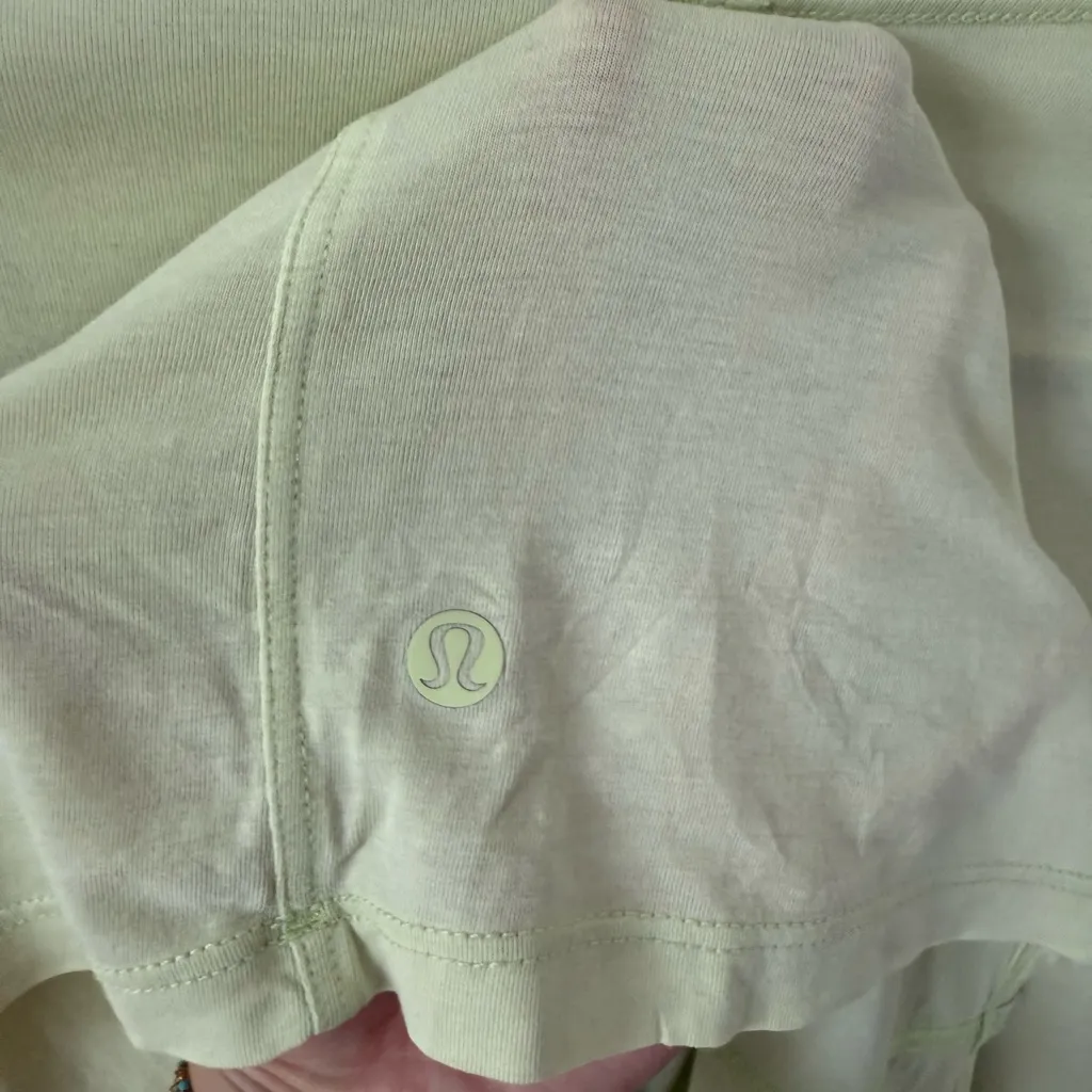 Lululemon  All Yours Tee Cotton Size Medium‎ Lemon Vibe - Image 5