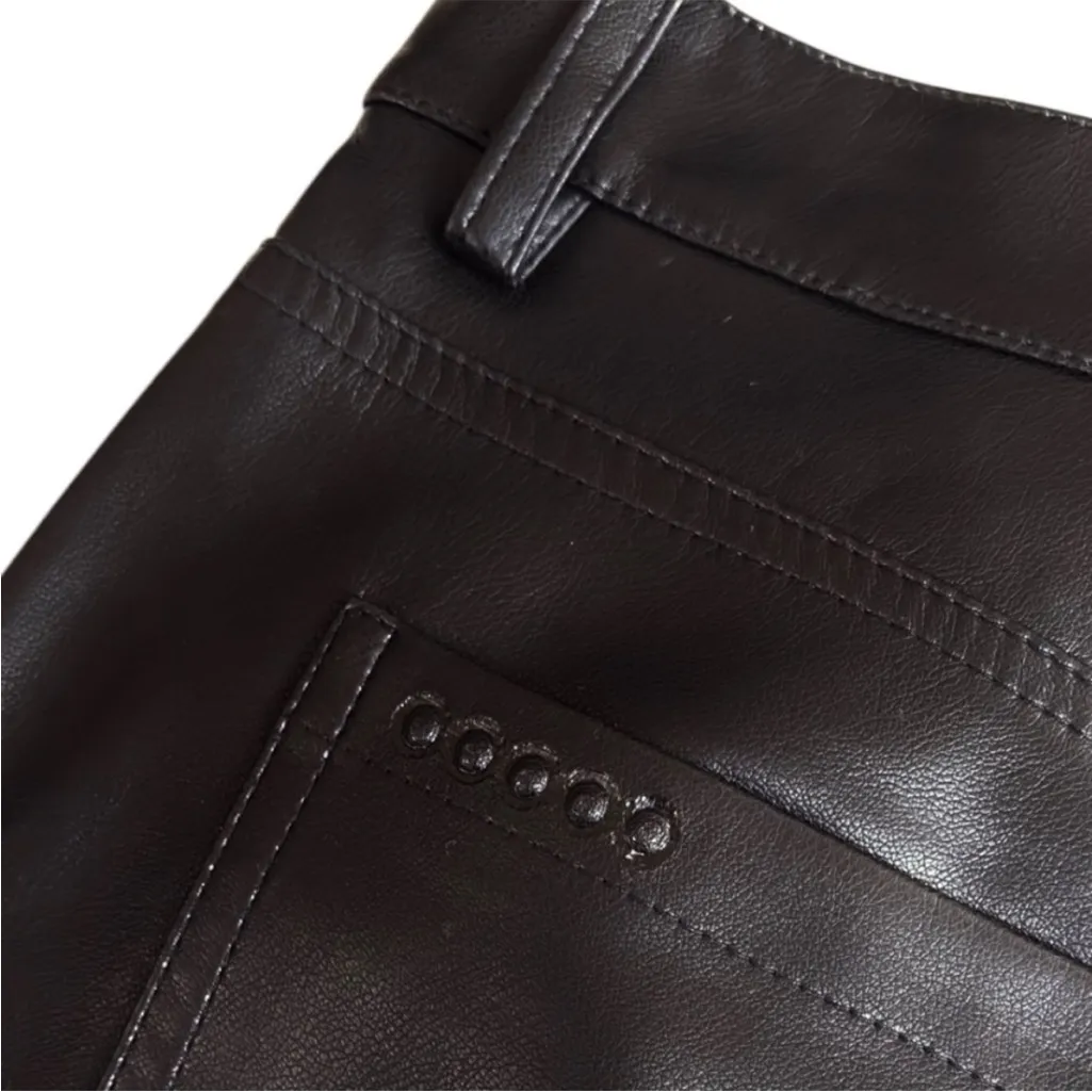 Like New Blank NYC Faux Leather Snap Fly High
Rise Pants Black Size 27 - Image 9