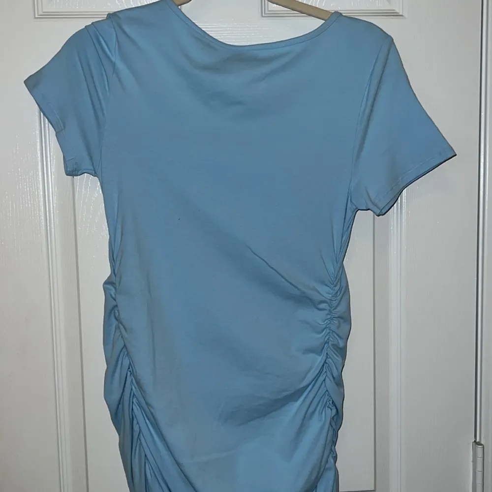 Short sleeve Light Blue NWT T-Shirt Maternity Dress Isabel Maternity Size Small - Image 4