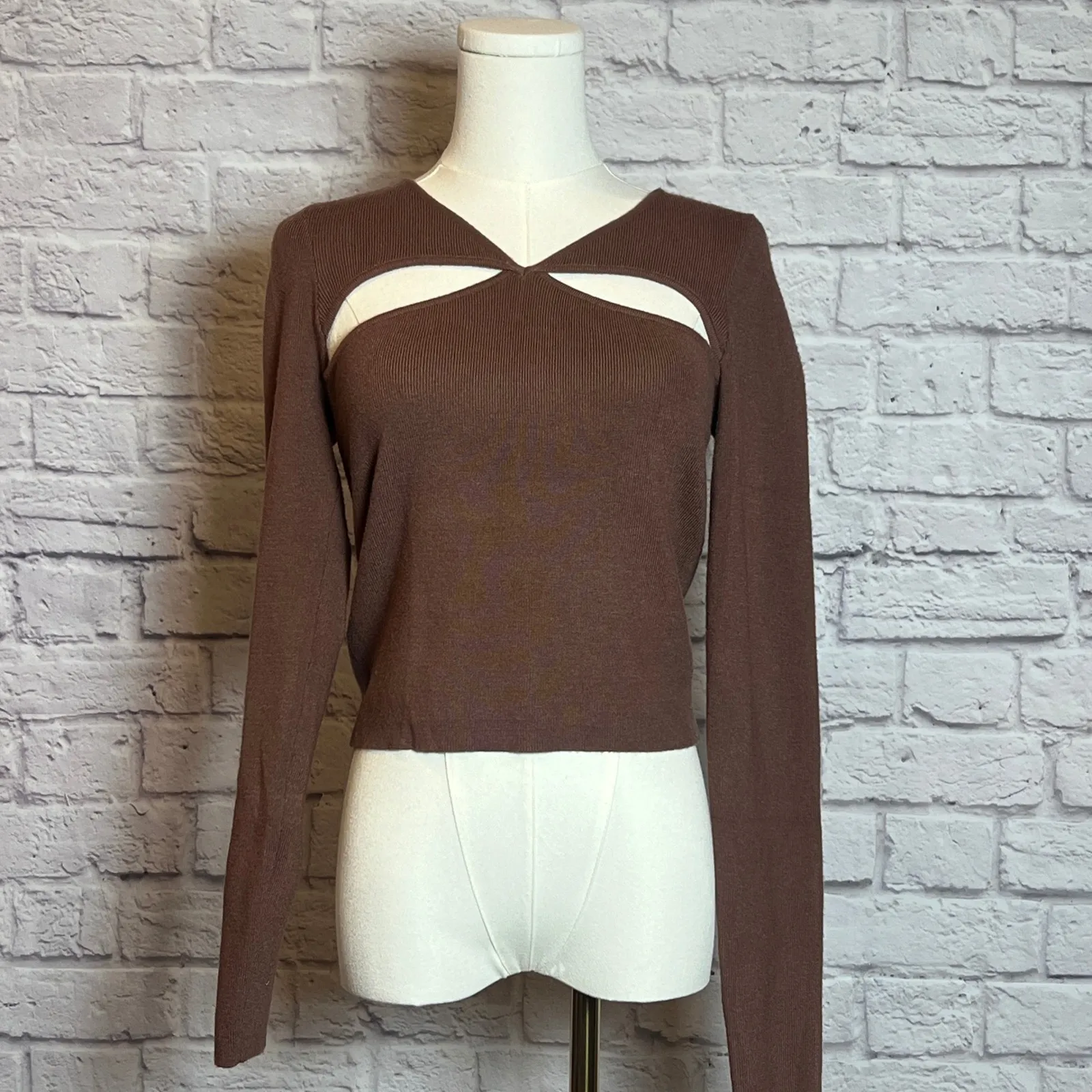 Kendall & Kylie Cutout Long Sleeve Ribbed Knit Top Women's S Brown NWT - Image 3