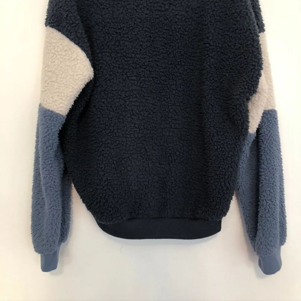 AMERICAN EAGLE Navy Blue Cream Colorblock Sherpa Pullover Crewneck Sweatshirt S - Image 14