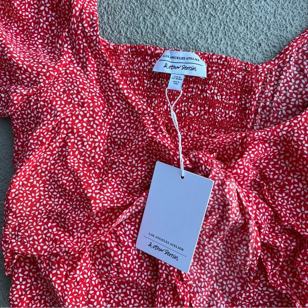 NWT | & Other Stories | Small | Red floral crop top with balloon bubble sleeves - Image 3