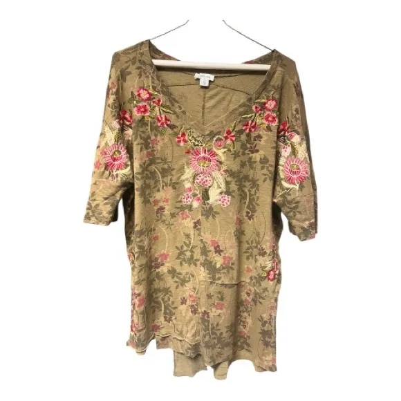 Sundance Green Embroidered Floral Uneven Hem Top Women's Size Large - Image 2