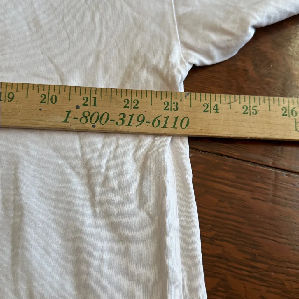 Pact women’s long sleeve front pocket Tee. White size extra large. - Image 5