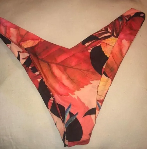 Zaful Bathing Suit Set - Image 3