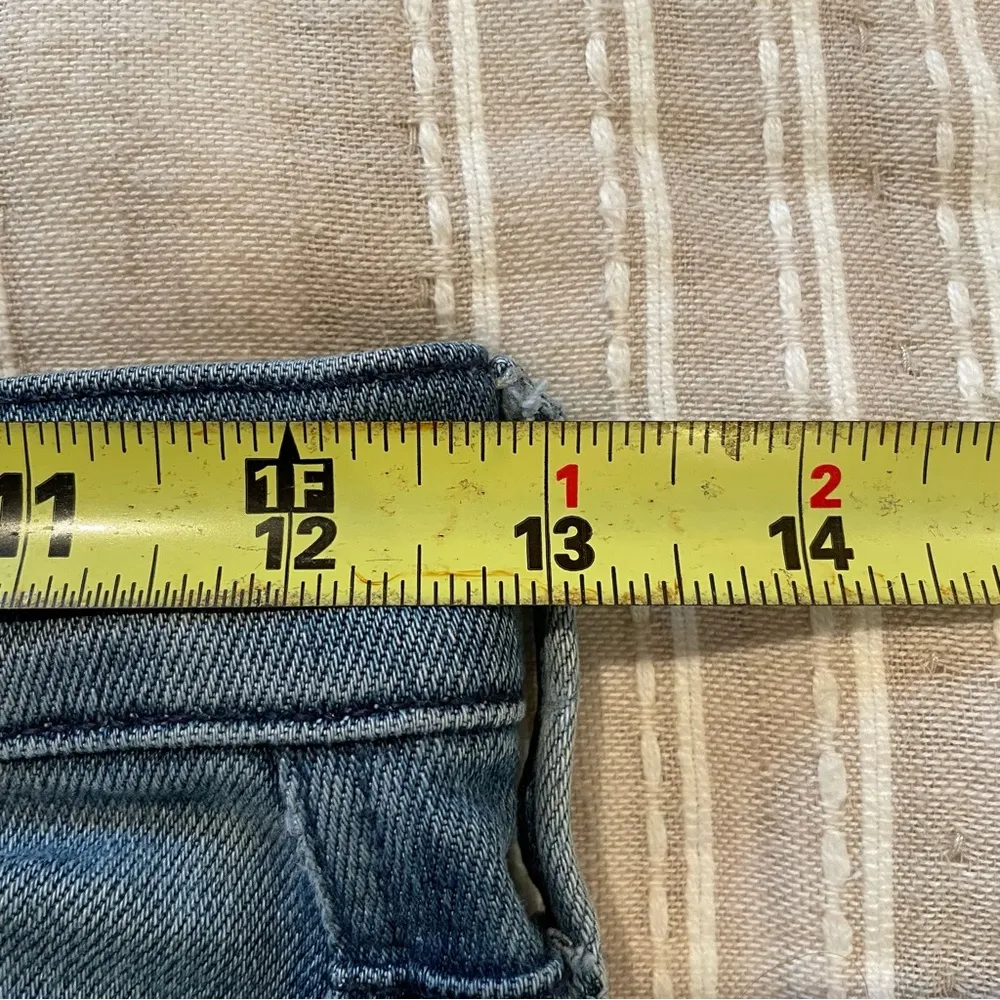 MOTHER The Vamp Fray Mid Rise Skinny Jeans in Crack The Whip 25 - Image 12