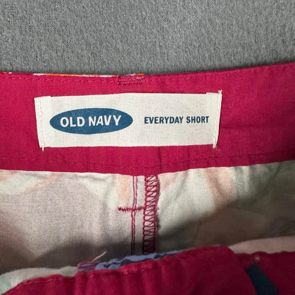 Old Navy Womens 4 Raspberry Floral Everyday Short 3.5" Inseam Flat Front NWT - Image 4