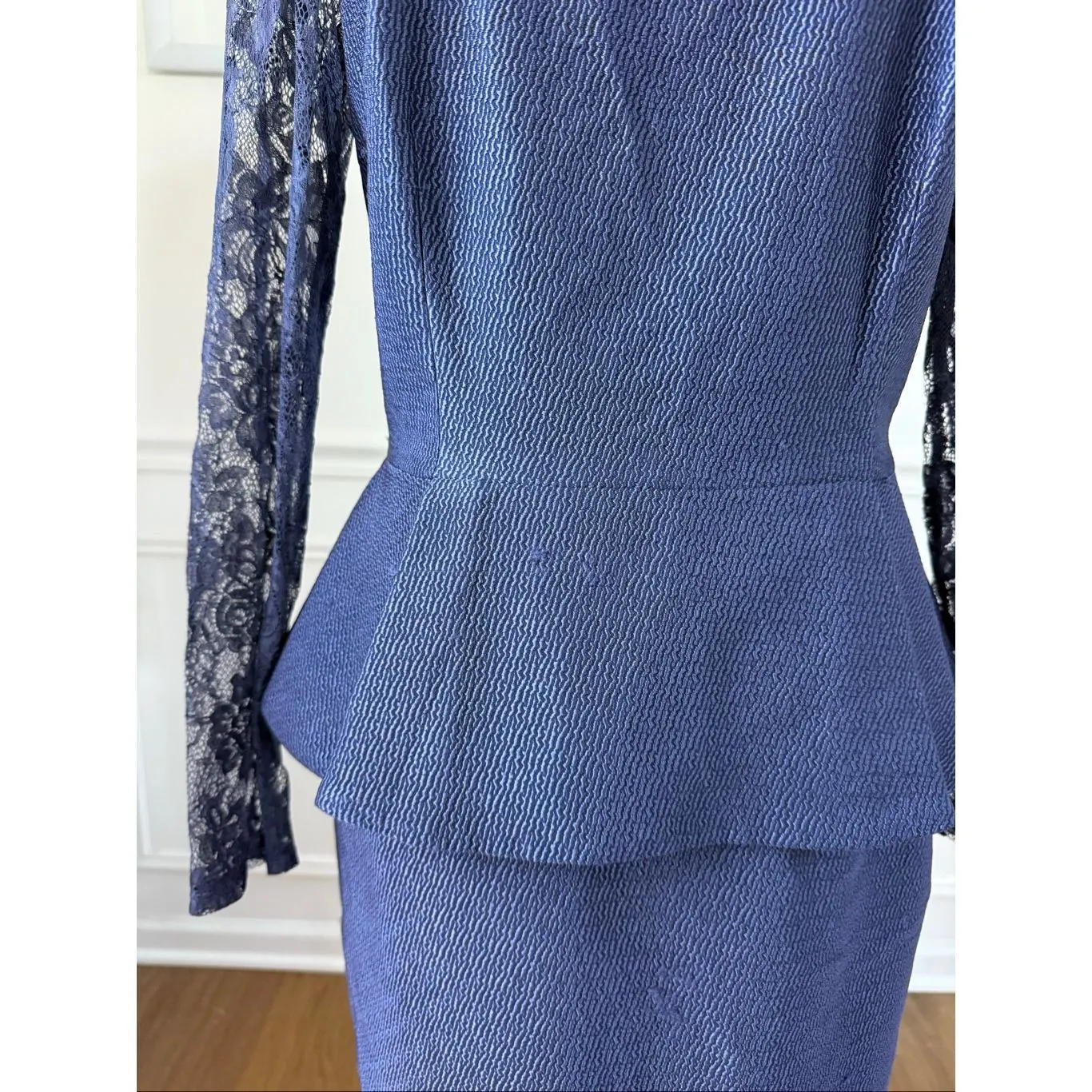 David Meister Navy Blue Lace Peplum Illusion Neck Sleeve Cocktail Dress $450 10 - Image 5