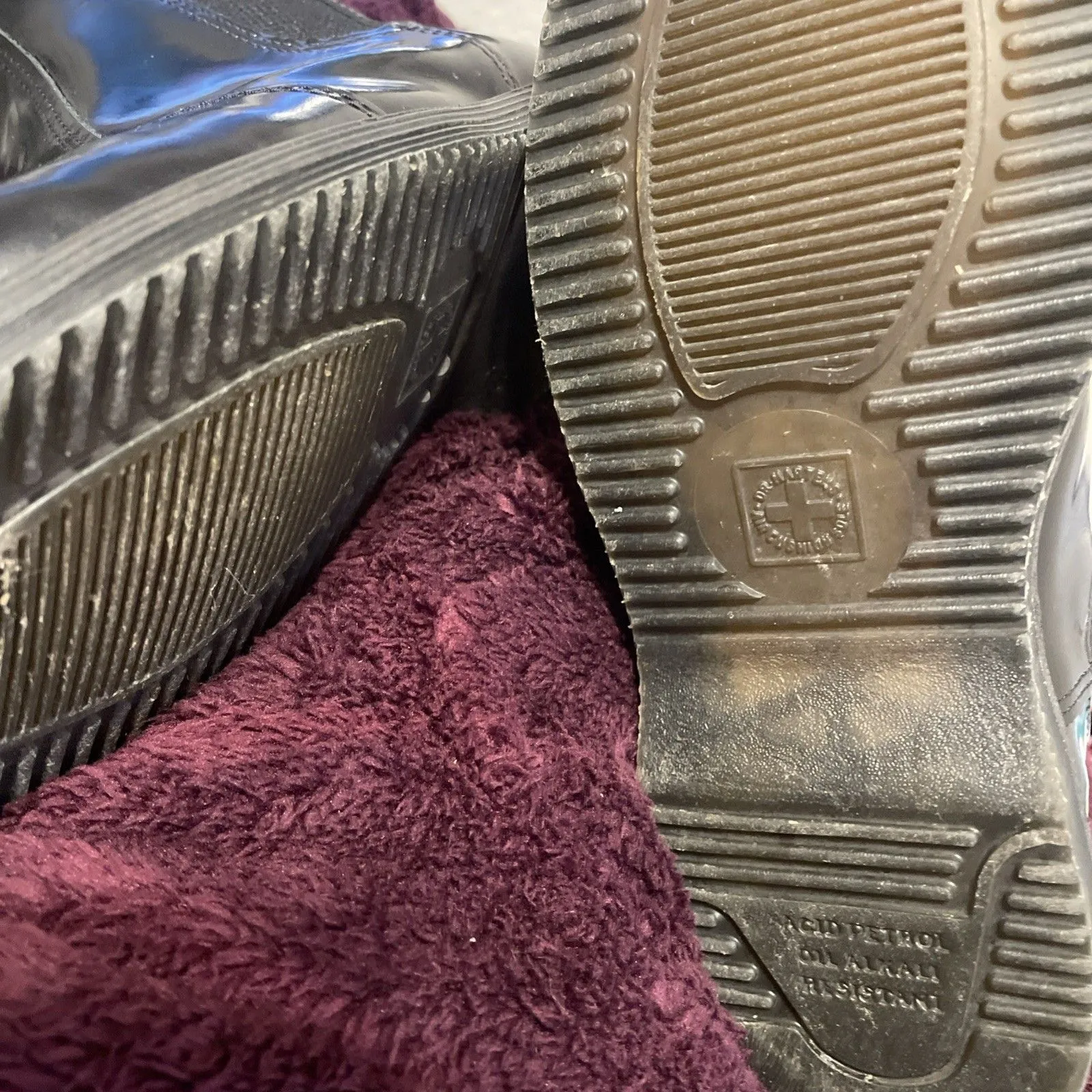 Dr. Martens Women's Flora Leather Chelsea Boot Size 7 Black Short Trendy Grunge - Image 12