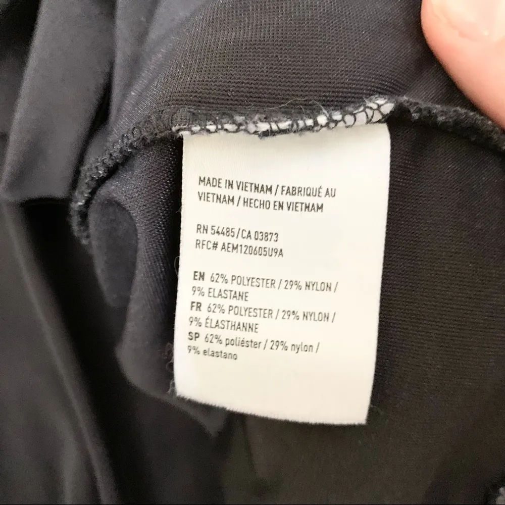 American Eagle Navy Blue Velvet Off Shoulder Top Size XXL - Image 6