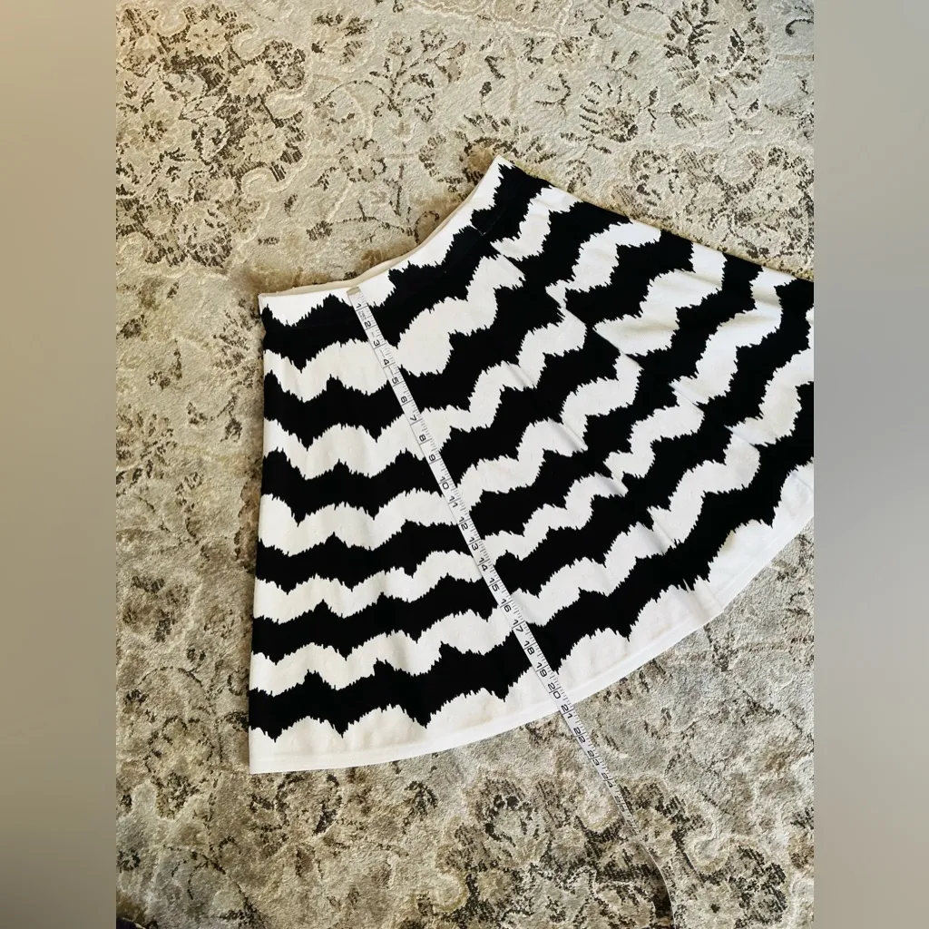 Nice flare A cut skirt🖤🤍🖤🤍🖤 Black Size L - Image 6