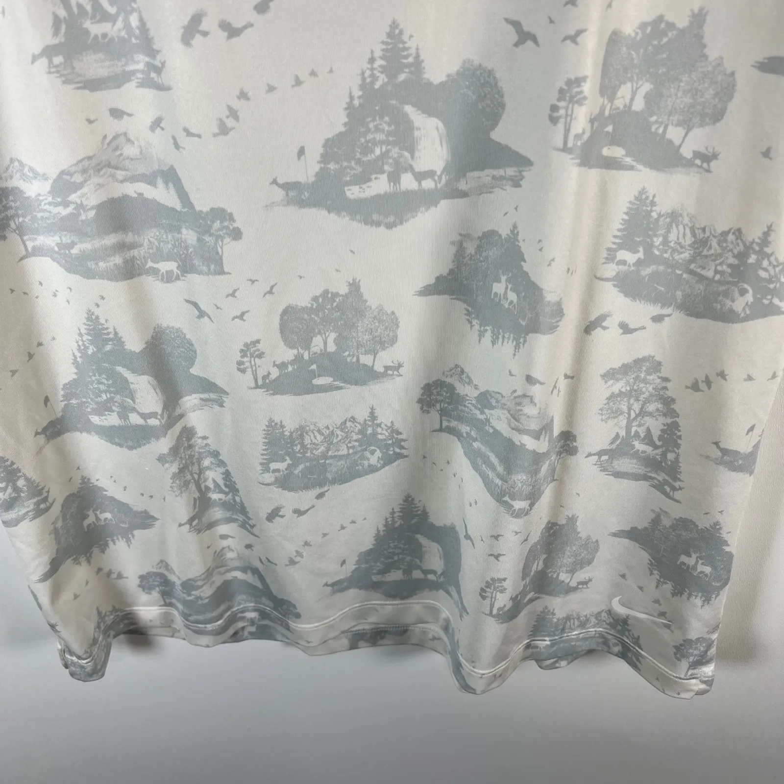 Nike Dri FIT Sleeveless Golf Polo Shirt Women's Size Medium Nature Scene Print - Image 3