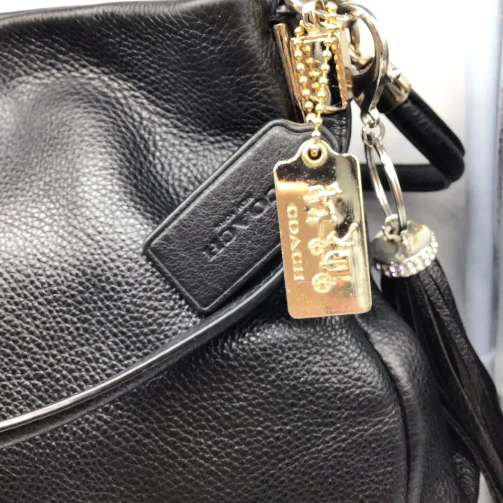 COACH black leather three compartment shoulder bag - Image 14