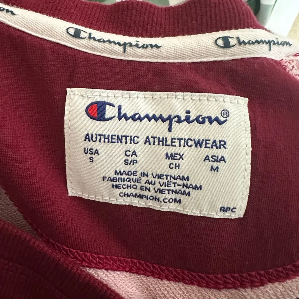 Champion Red and White Crop Hoodie Long Sleeve - Image 3