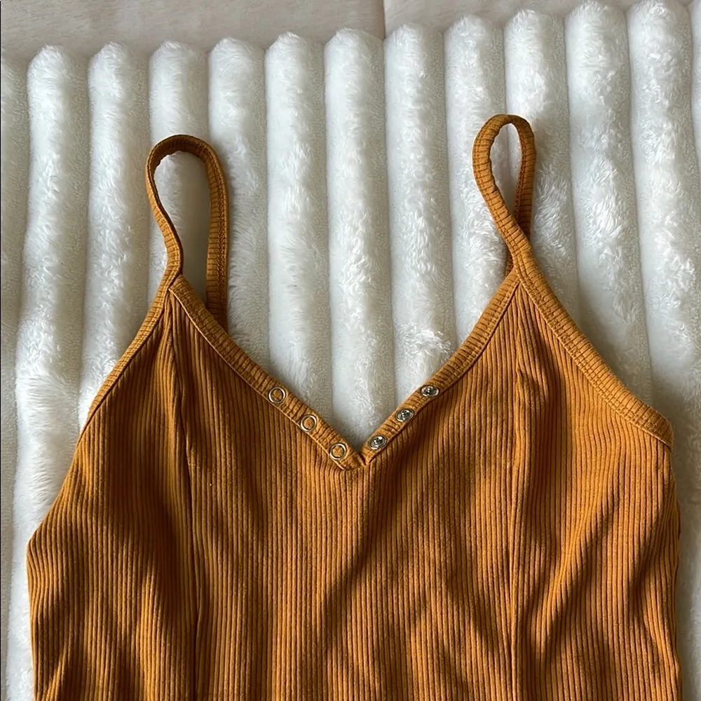 ACTIVE USA Mustard Ribbed tank Top - Image 2